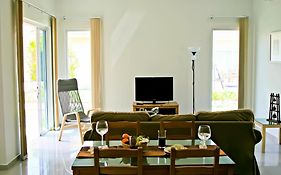 Garden Hills Villa Resort